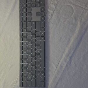 Microsoft Bluetooth Keyboard Full Size